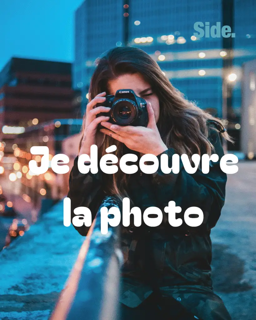 Personne avec un appareil photo avec le texte je découvre la photo par dessus