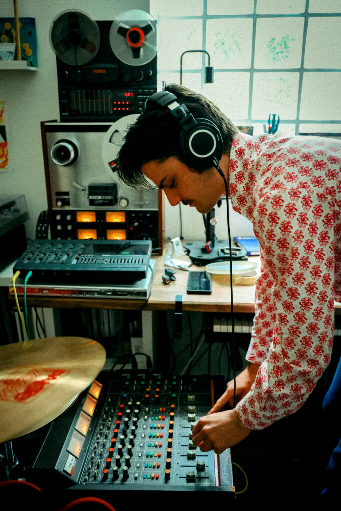 Max - Raccoon Studio Nouveau partenaire Side